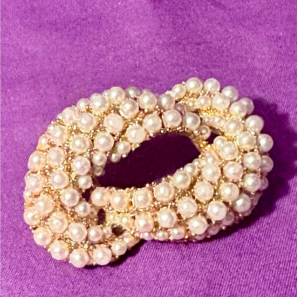 Vintage 1980 Bright Gold Love Knot Brooch, Hair Accent Lots of Small Pearls